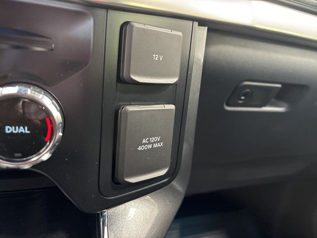 2023 Ford F-150 4x4 SuperCrew Lariat Fond du Lac WI