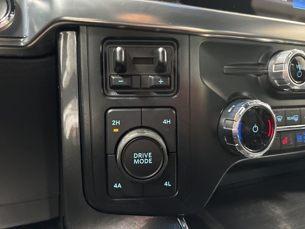 2023 Ford F-150 4x4 SuperCrew Lariat Fond du Lac WI