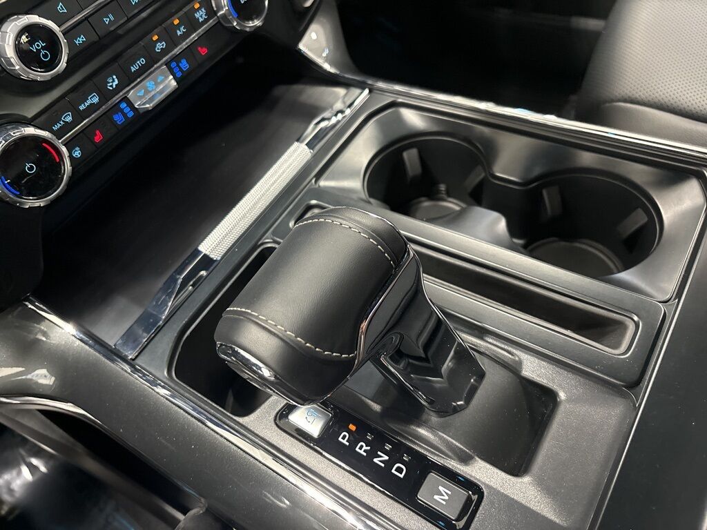 2023 Ford F-150 4x4 SuperCrew Lariat Fond du Lac WI