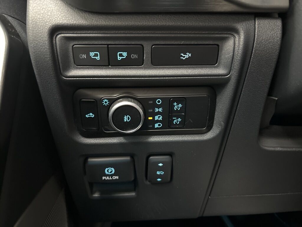 2023 Ford F-150 4x4 SuperCrew Lariat Fond du Lac WI