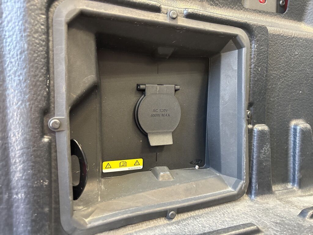 2023 Ford F-150 4x4 SuperCrew Lariat Fond du Lac WI