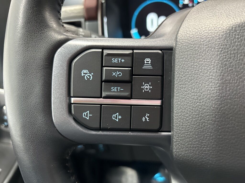 2023 Ford F-150 4x4 SuperCrew Lariat Fond du Lac WI