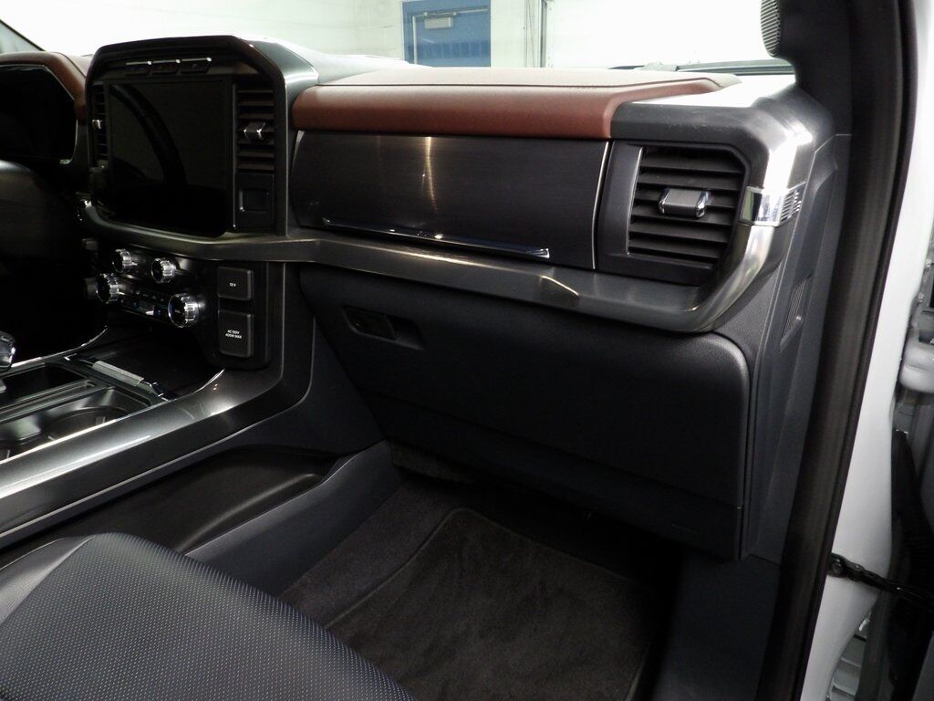 2023 Ford F-150 4x4 SuperCrew Lariat Fond du Lac WI