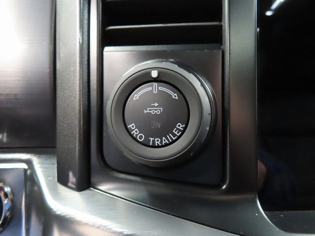 2023 Ford F-150 4x4 SuperCrew Lariat Fond du Lac WI