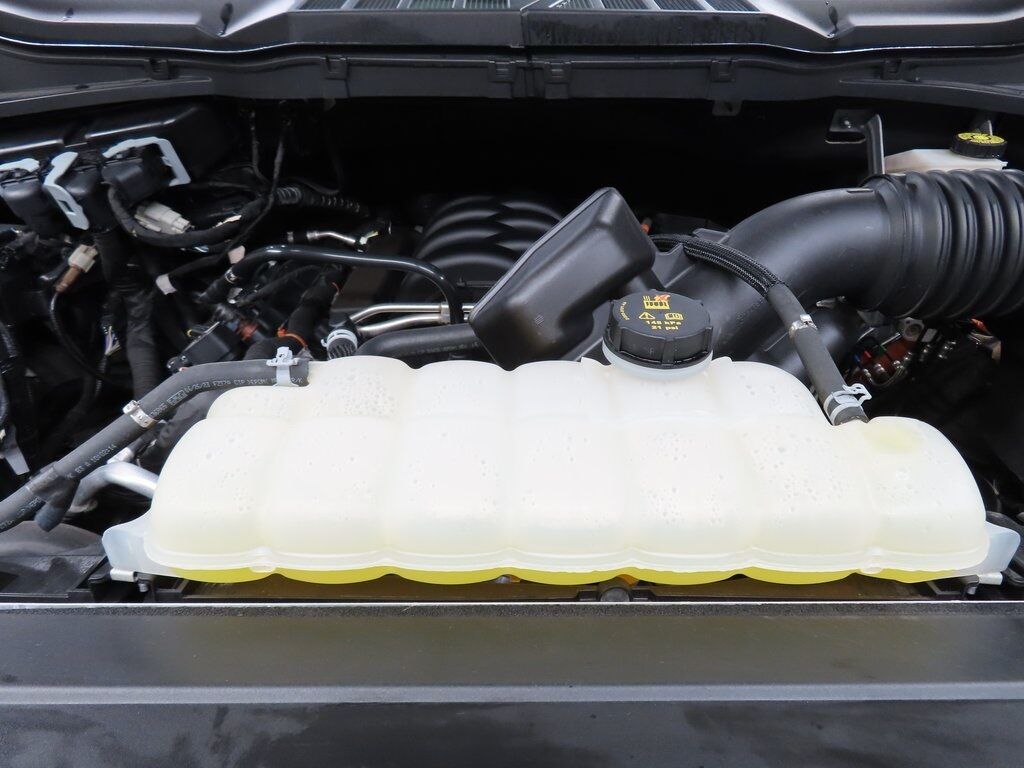 2023 Ford F-150 4x4 SuperCrew Lariat Fond du Lac WI