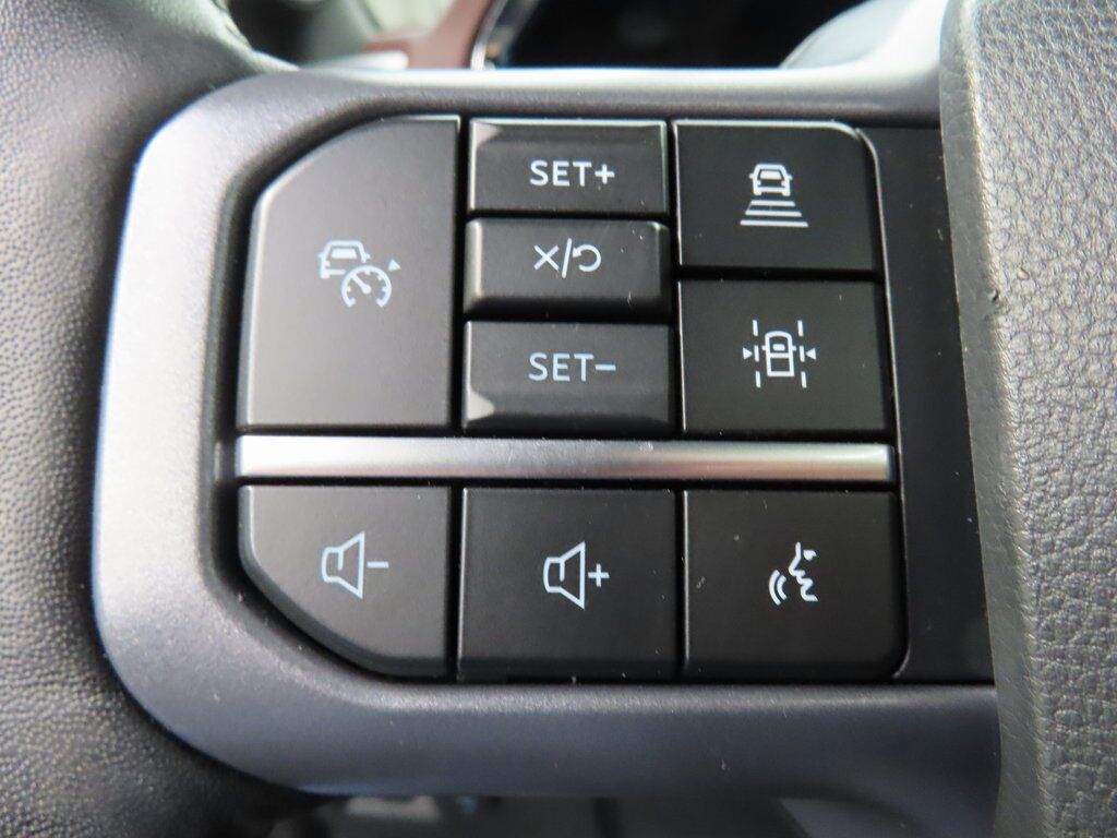 2023 Ford F-150 4x4 SuperCrew Lariat Fond du Lac WI