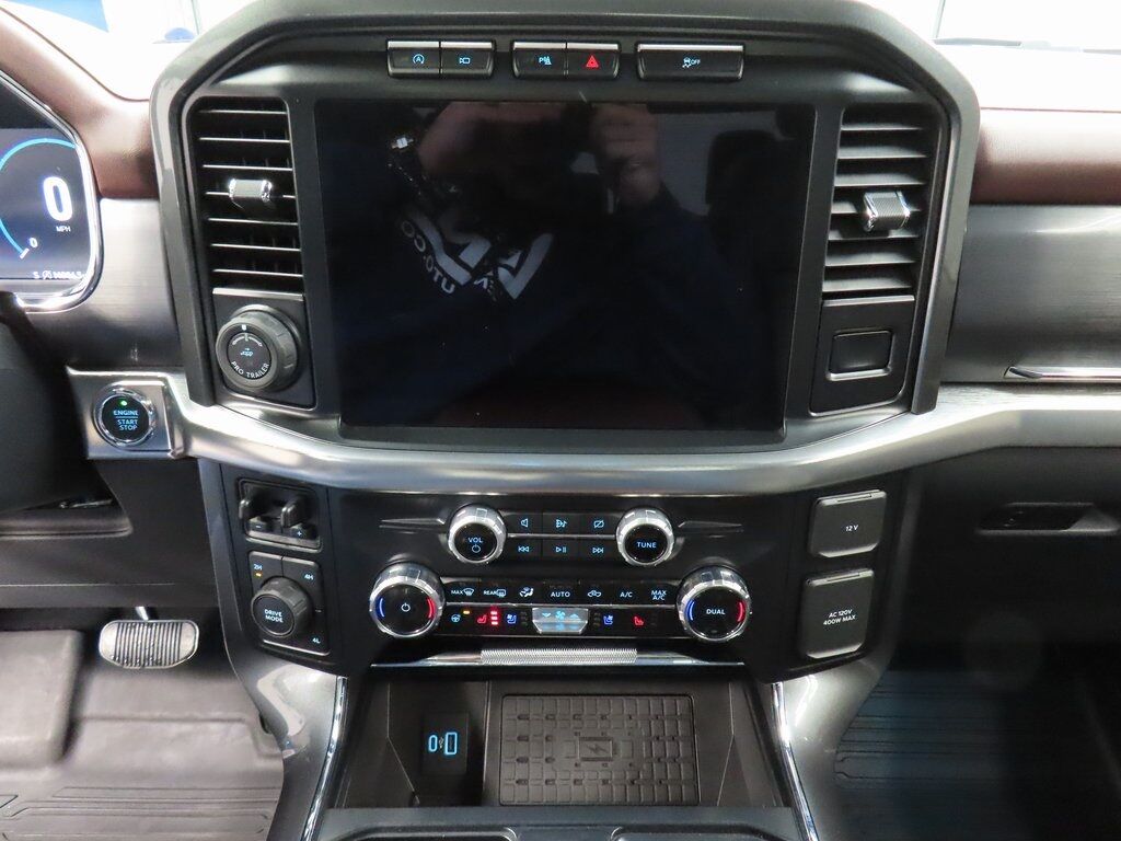 2023 Ford F-150 4x4 SuperCrew Lariat Fond du Lac WI