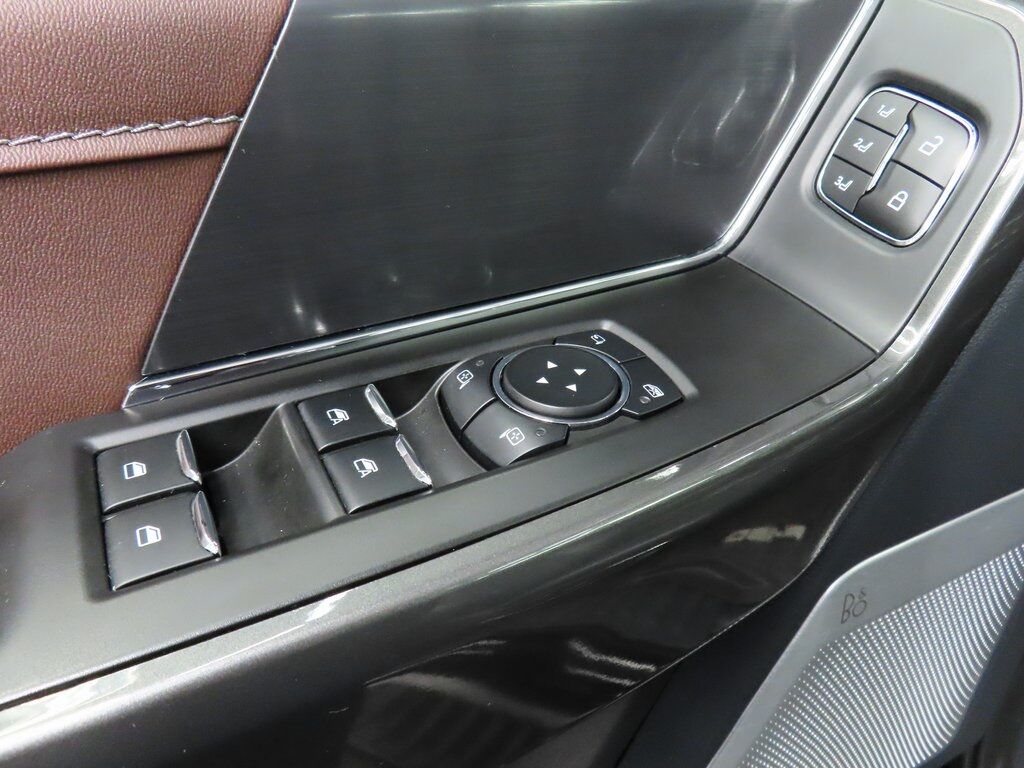 2023 Ford F-150 4x4 SuperCrew Lariat Fond du Lac WI