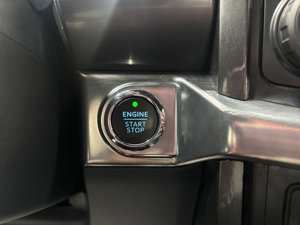 2023 Ford F-150 4x4 SuperCrew Lariat Fond du Lac WI