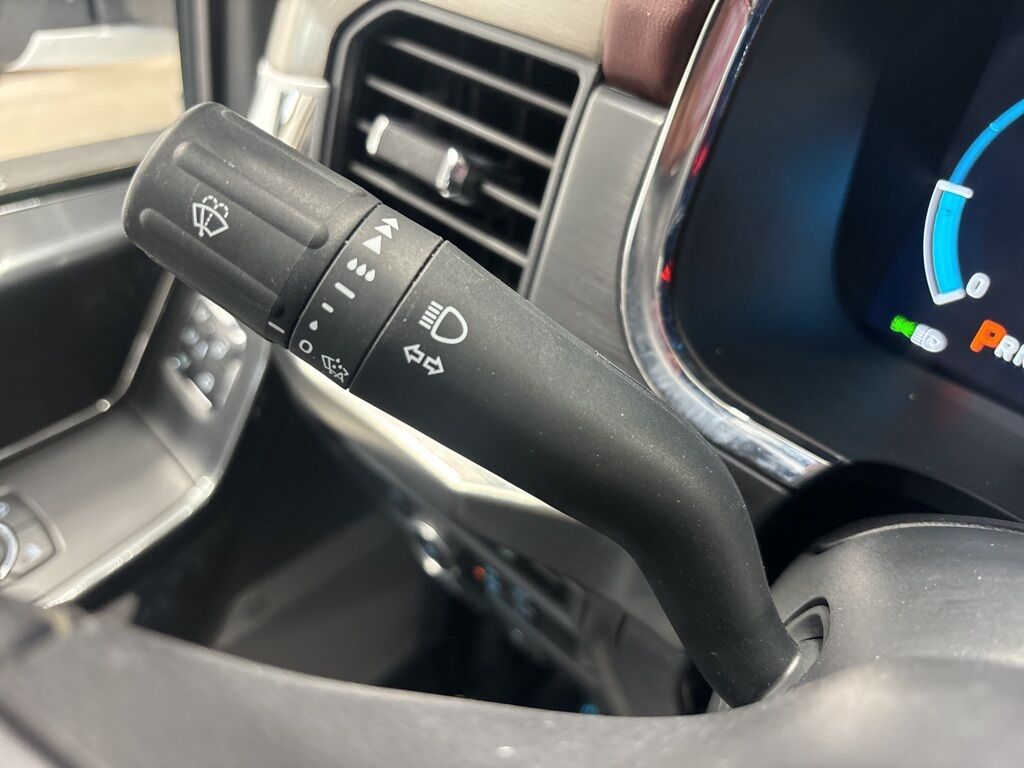2023 Ford F-150 4x4 SuperCrew Lariat Fond du Lac WI