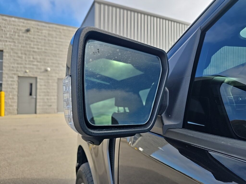 2023 Ford F-150 4x4 SuperCrew Lariat Fond du Lac WI