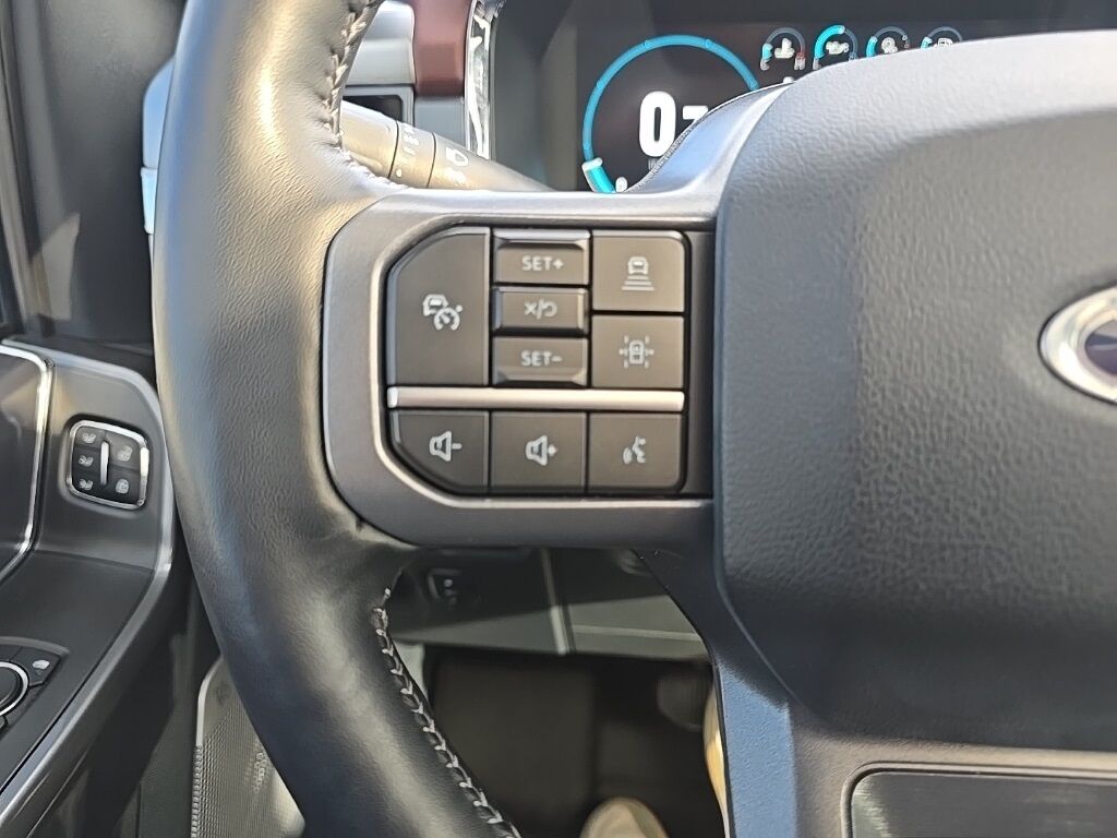 2023 Ford F-150 4x4 SuperCrew Lariat Fond du Lac WI
