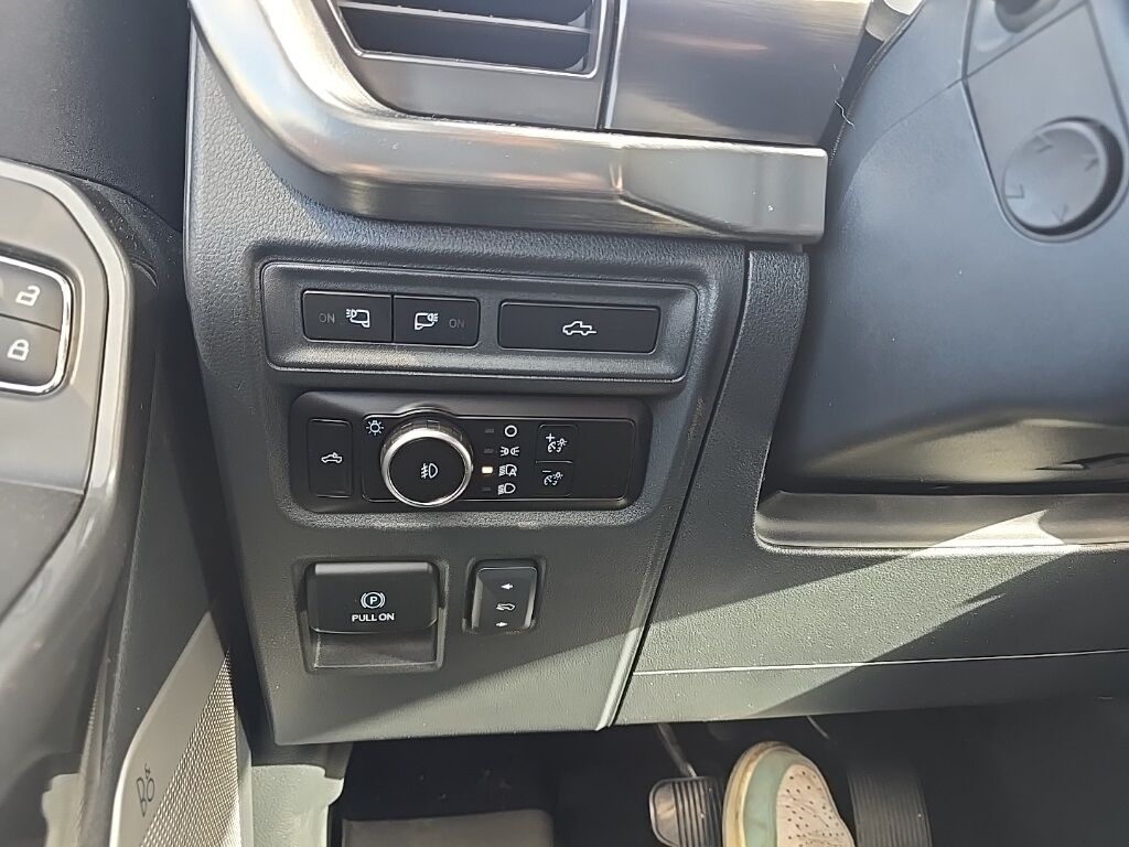 2023 Ford F-150 4x4 SuperCrew Lariat Fond du Lac WI