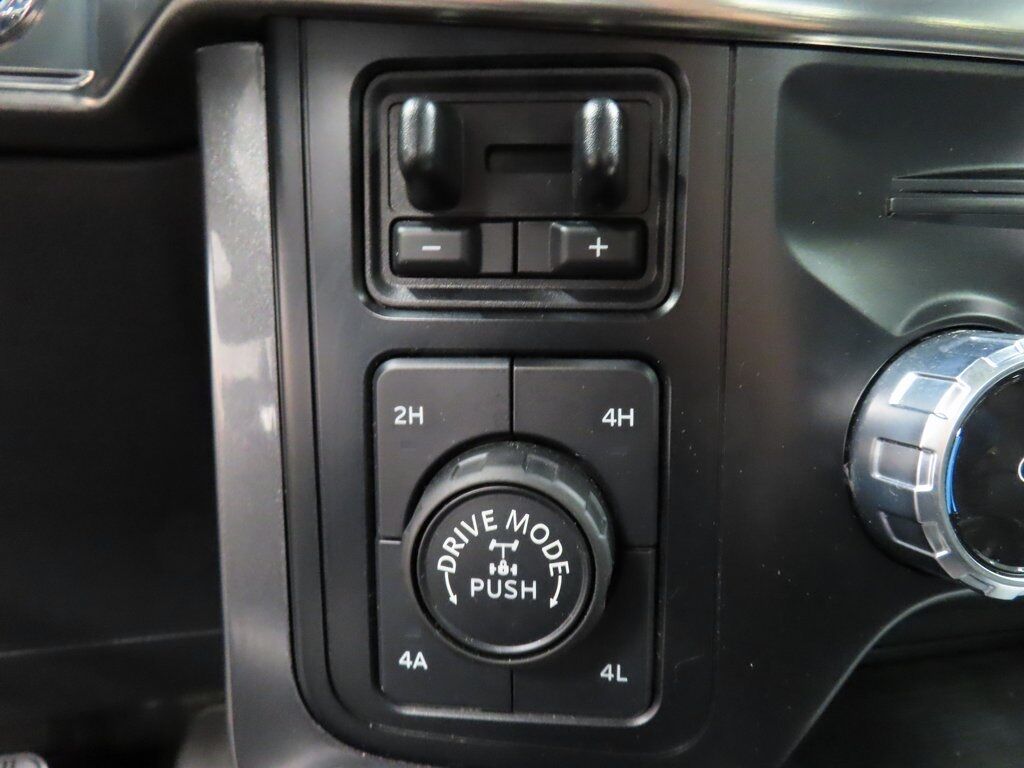 2023 Ford F-150 4x4 SuperCrew Lariat Fond du Lac WI