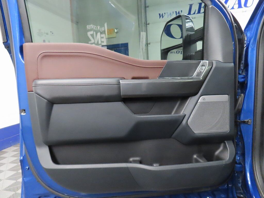 2023 Ford F-150 4x4 SuperCrew Lariat Fond du Lac WI