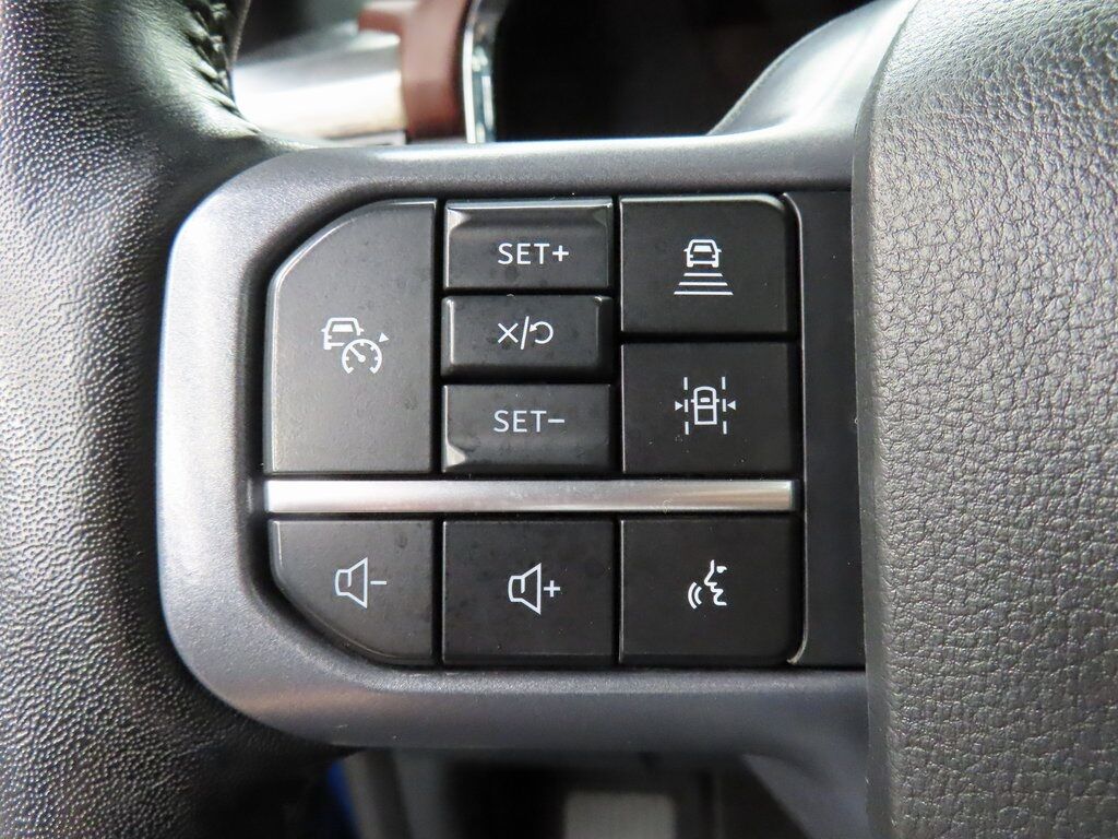 2023 Ford F-150 4x4 SuperCrew Lariat Fond du Lac WI