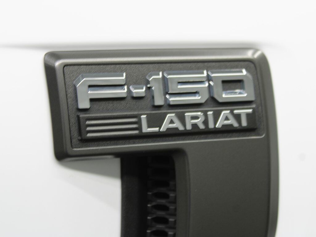 2023 Ford F-150 4x4 SuperCrew Lariat Fond du Lac WI