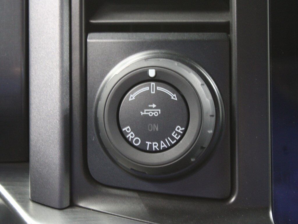 2023 Ford F-150 4x4 SuperCrew Lariat Fond du Lac WI