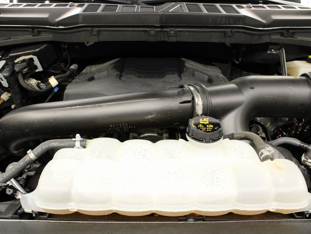 2023 Ford F-150 4x4 SuperCrew Lariat Fond du Lac WI