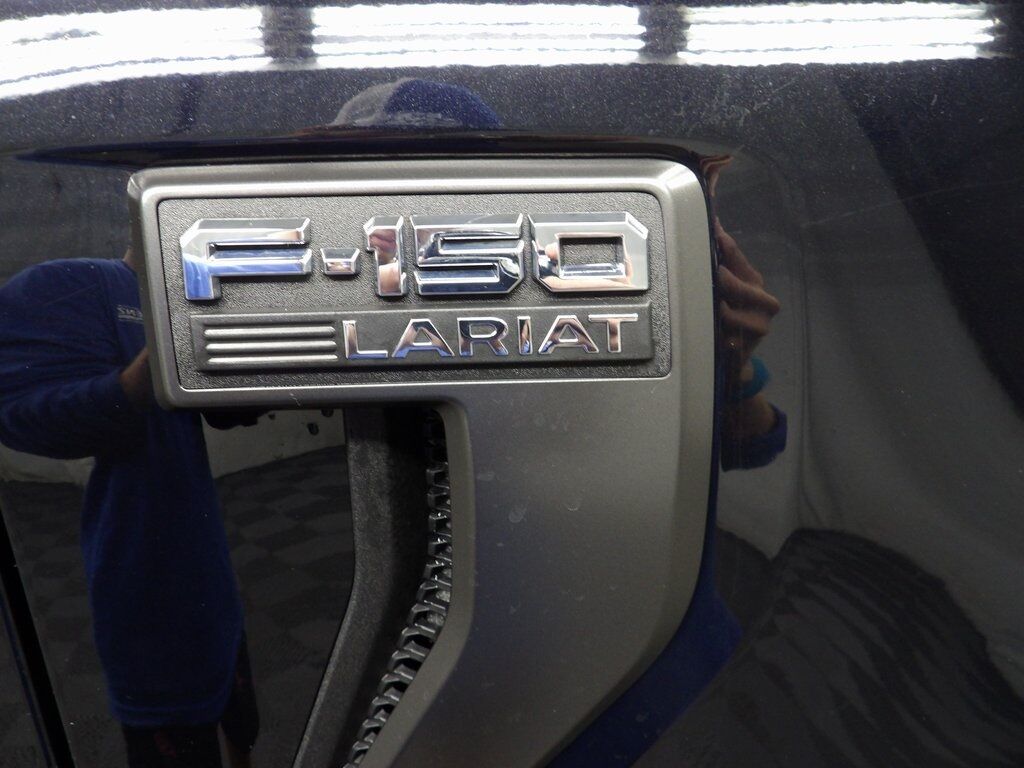 2023 Ford F-150 4x4 SuperCrew Lariat Fond du Lac WI