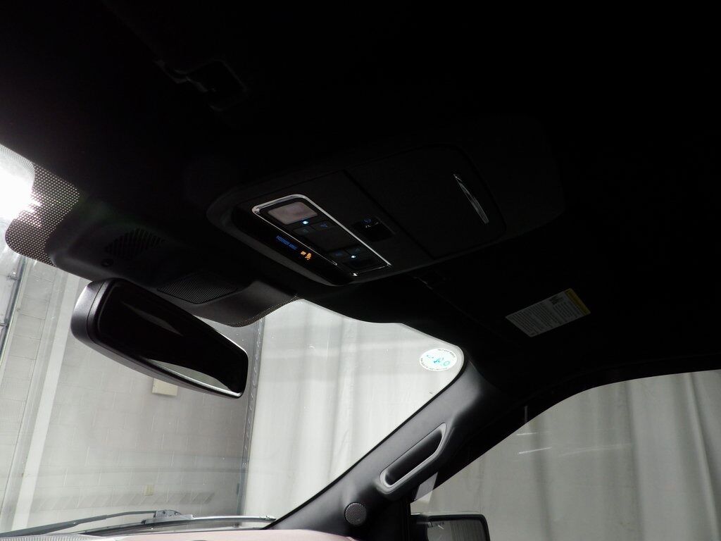 2023 Ford F-150 4x4 SuperCrew Lariat Fond du Lac WI