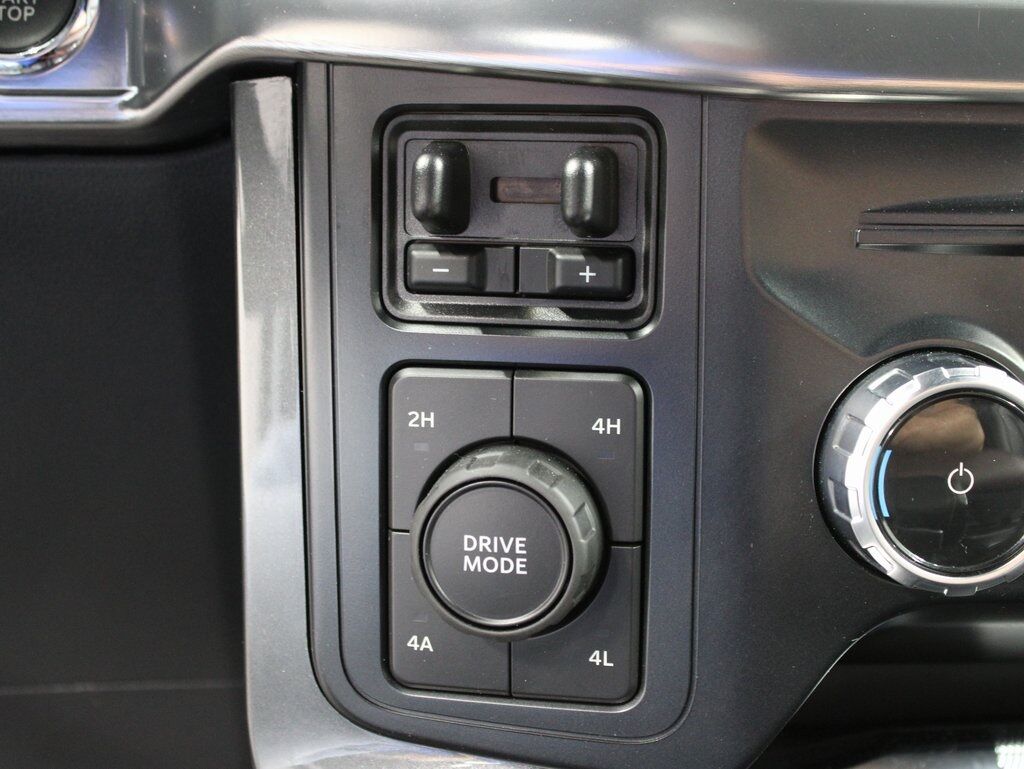2023 Ford F-150 4x4 SuperCrew Lariat Fond du Lac WI