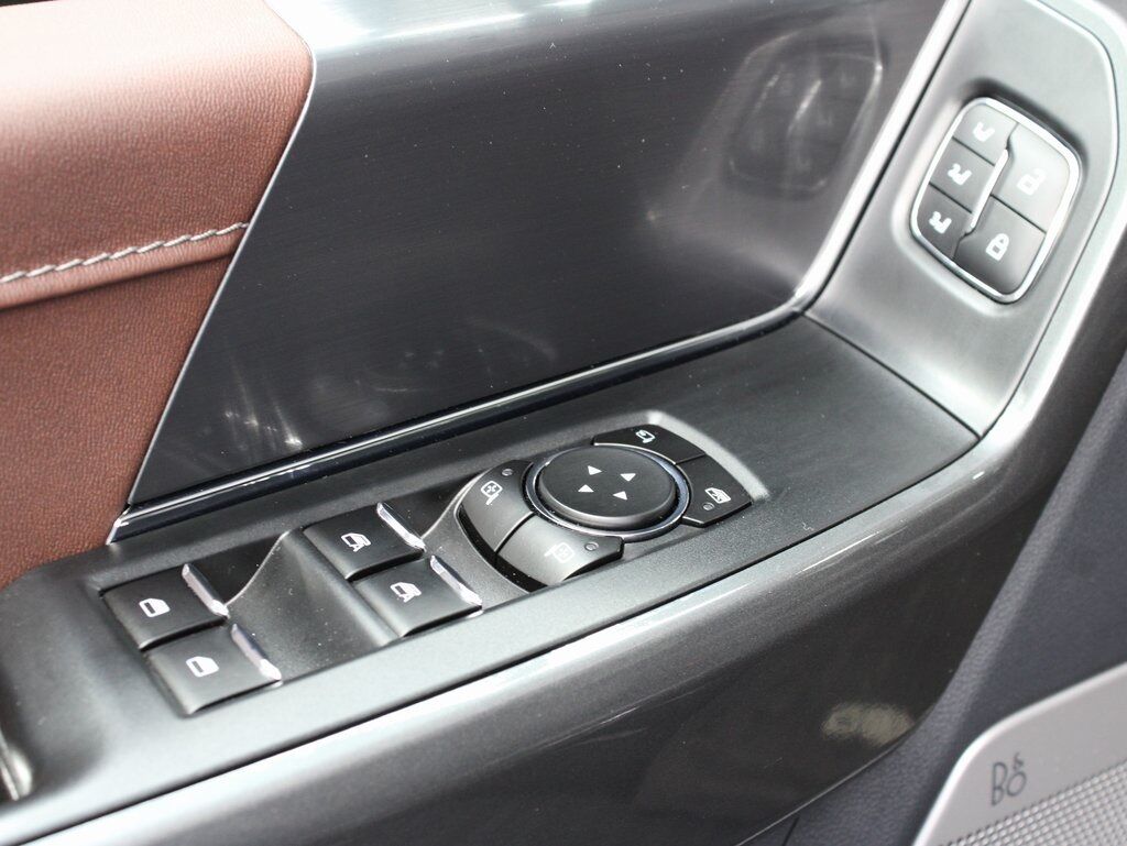 2023 Ford F-150 4x4 SuperCrew Lariat Fond du Lac WI