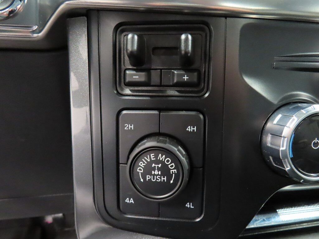 2023 Ford F-150 4x4 SuperCrew Lariat Fond du Lac WI