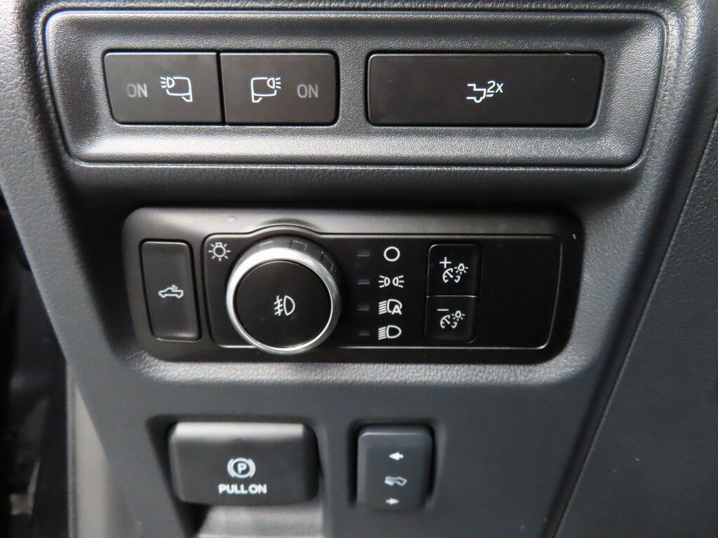 2023 Ford F-150 4x4 SuperCrew Lariat Fond du Lac WI