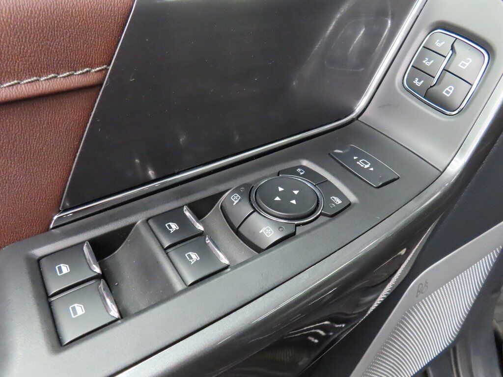 2023 Ford F-150 4x4 SuperCrew Lariat Fond du Lac WI