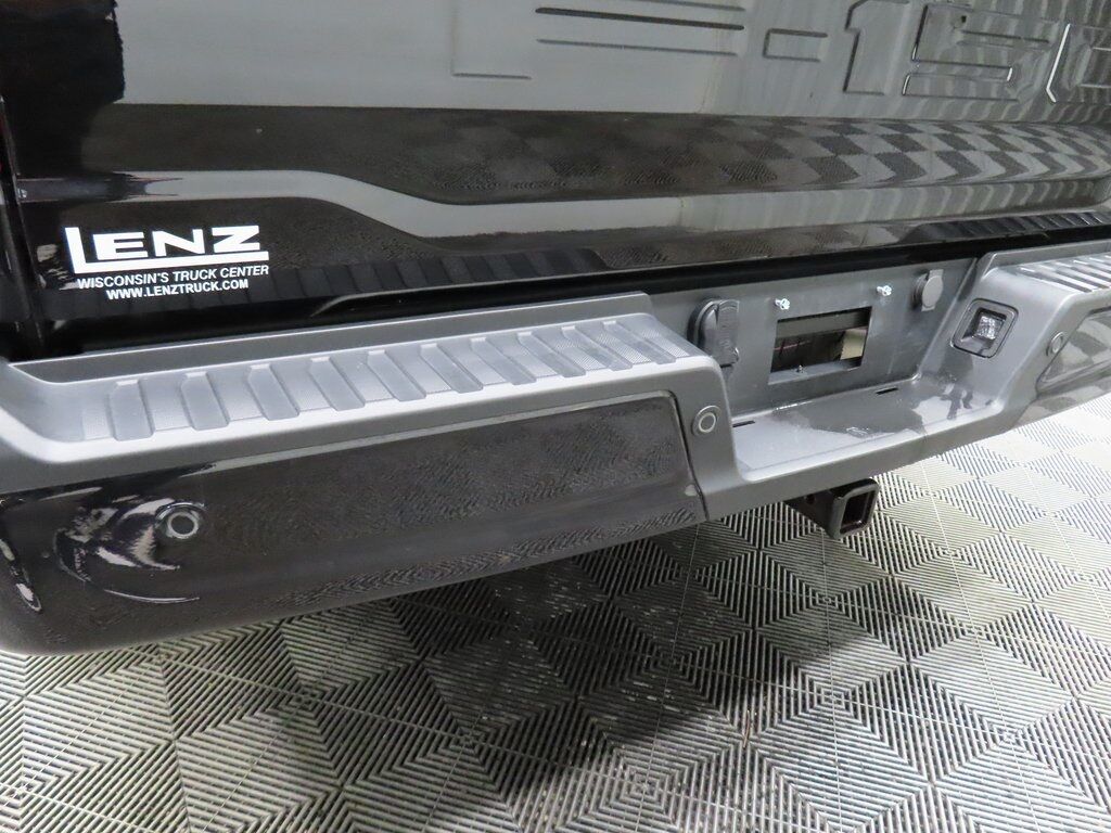 2023 Ford F-150 4x4 SuperCrew Lariat Fond du Lac WI