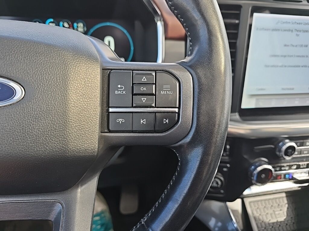 2023 Ford F-150 4x4 SuperCrew Lariat Fond du Lac WI