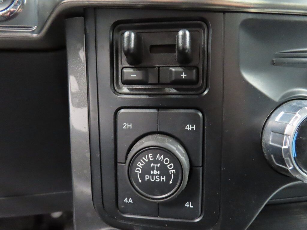 2023 Ford F-150 4x4 SuperCrew Lariat Fond du Lac WI