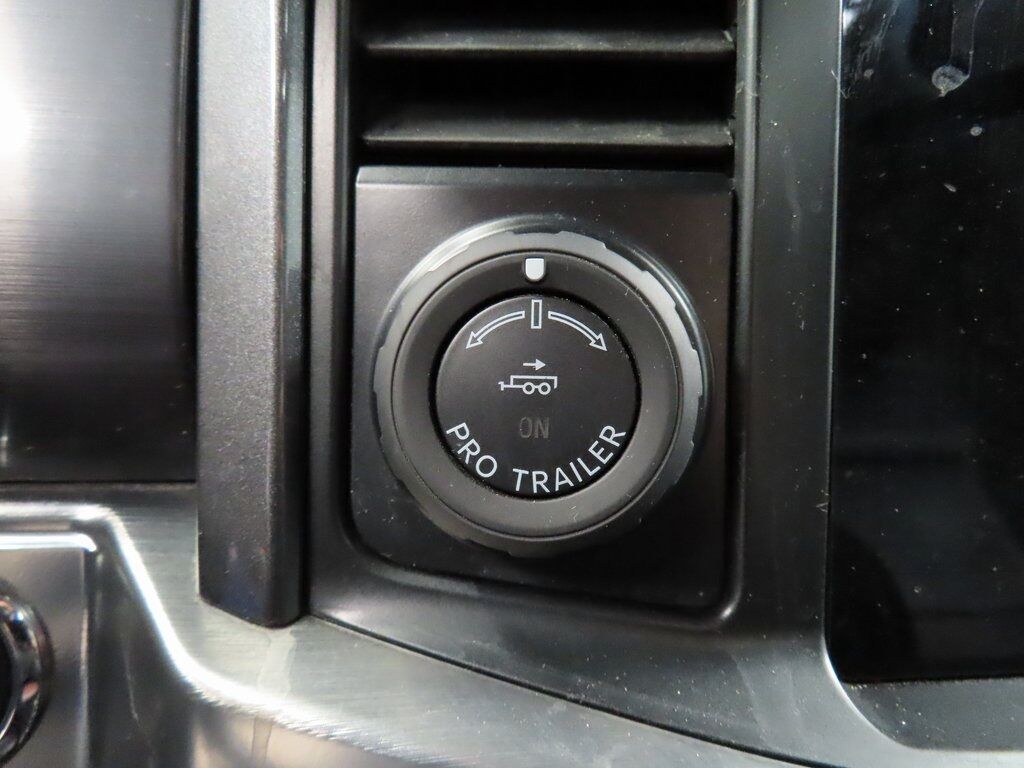 2023 Ford F-150 4x4 SuperCrew Lariat Fond du Lac WI