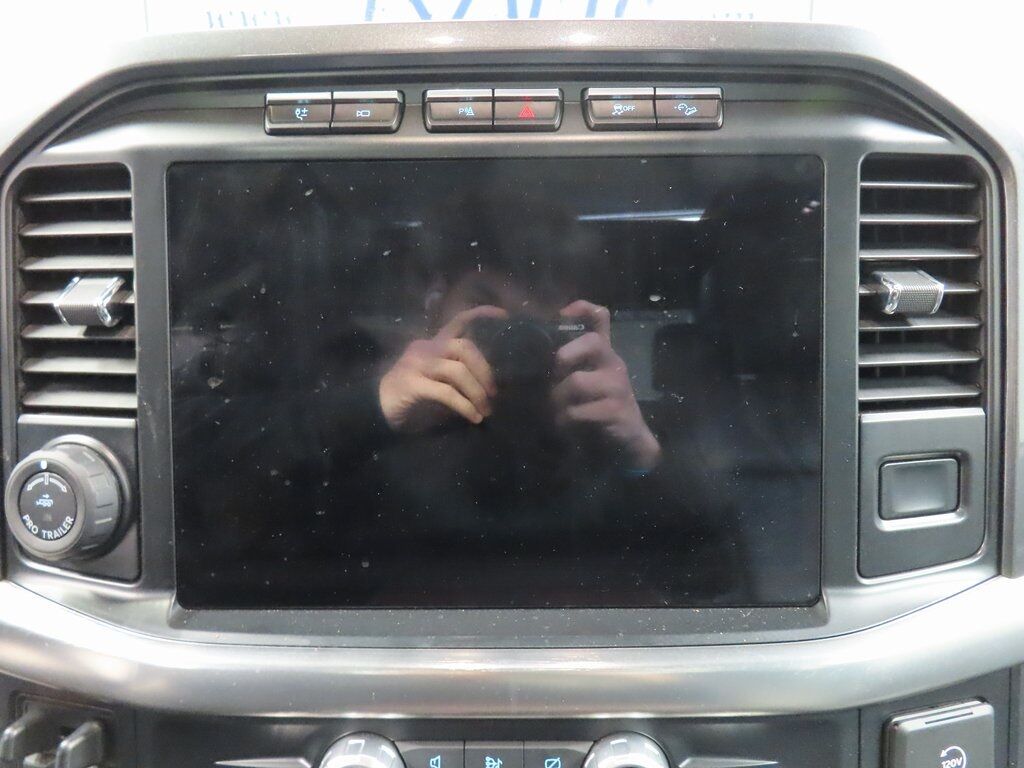 2023 Ford F-150 4x4 SuperCrew Lariat Fond du Lac WI