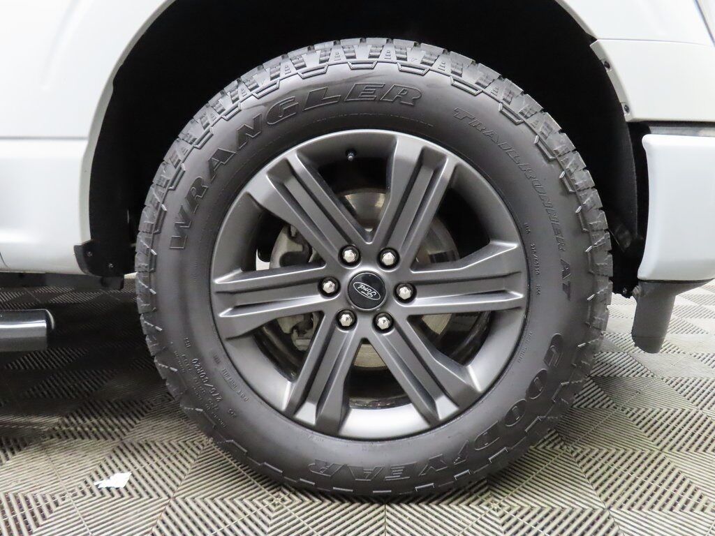 2023 Ford F-150 4x4 SuperCrew Lariat Fond du Lac WI