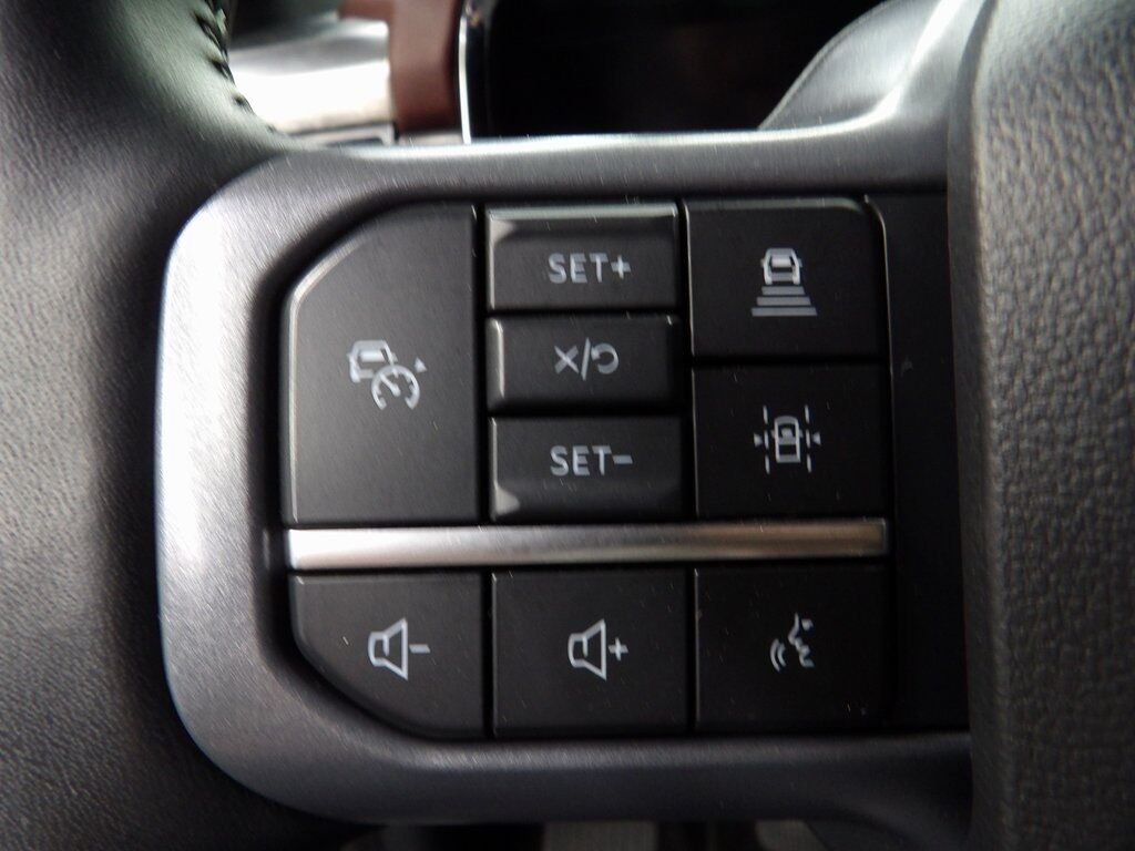 2023 Ford F-150 4x4 SuperCrew Lariat Fond du Lac WI