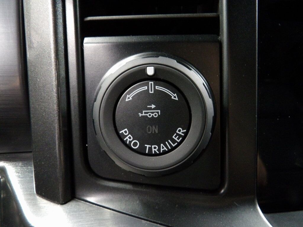 2023 Ford F-150 4x4 SuperCrew Lariat Fond du Lac WI