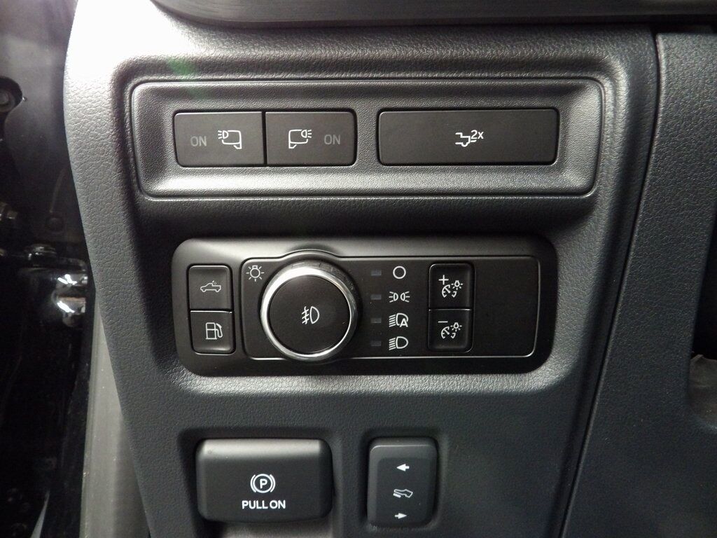 2023 Ford F-150 4x4 SuperCrew Lariat Fond du Lac WI