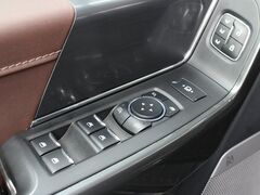2023 Ford F-150 4x4 SuperCrew Lariat Fond du Lac WI