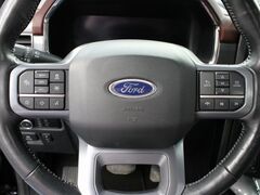 2023 Ford F-150 4x4 SuperCrew Lariat Fond du Lac WI
