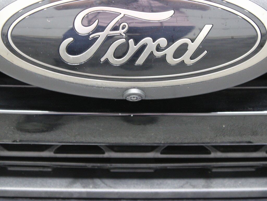 2023 Ford F-150 4x4 SuperCrew Lariat Fond du Lac WI
