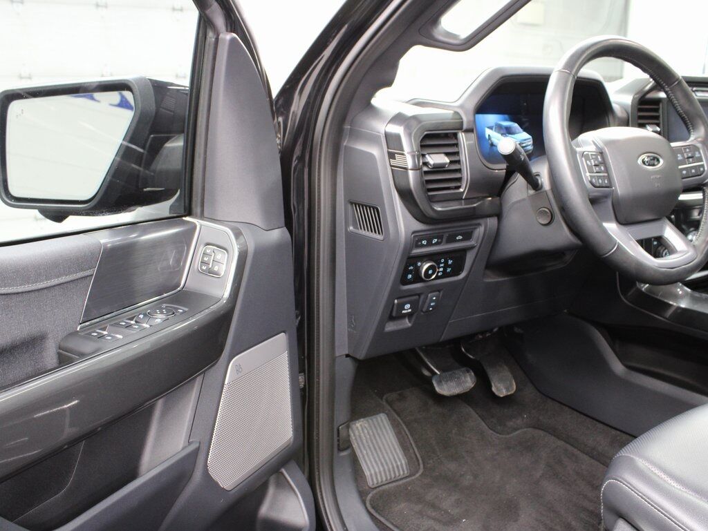2023 Ford F-150 4x4 SuperCrew Lariat Fond du Lac WI