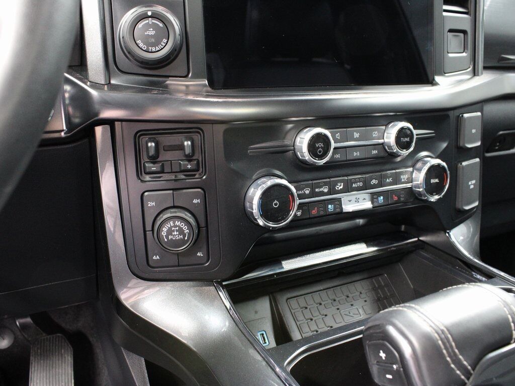 2023 Ford F-150 4x4 SuperCrew Lariat Fond du Lac WI