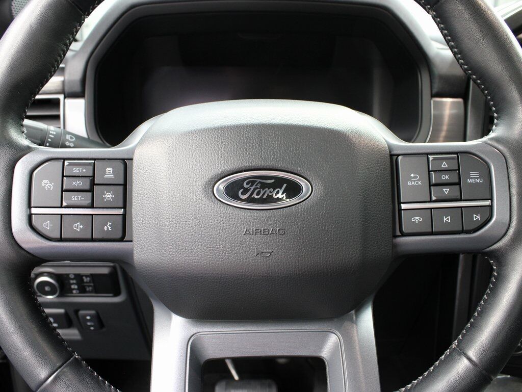 2023 Ford F-150 4x4 SuperCrew Lariat Fond du Lac WI