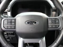 2023 Ford F-150 4x4 SuperCrew Lariat Fond du Lac WI