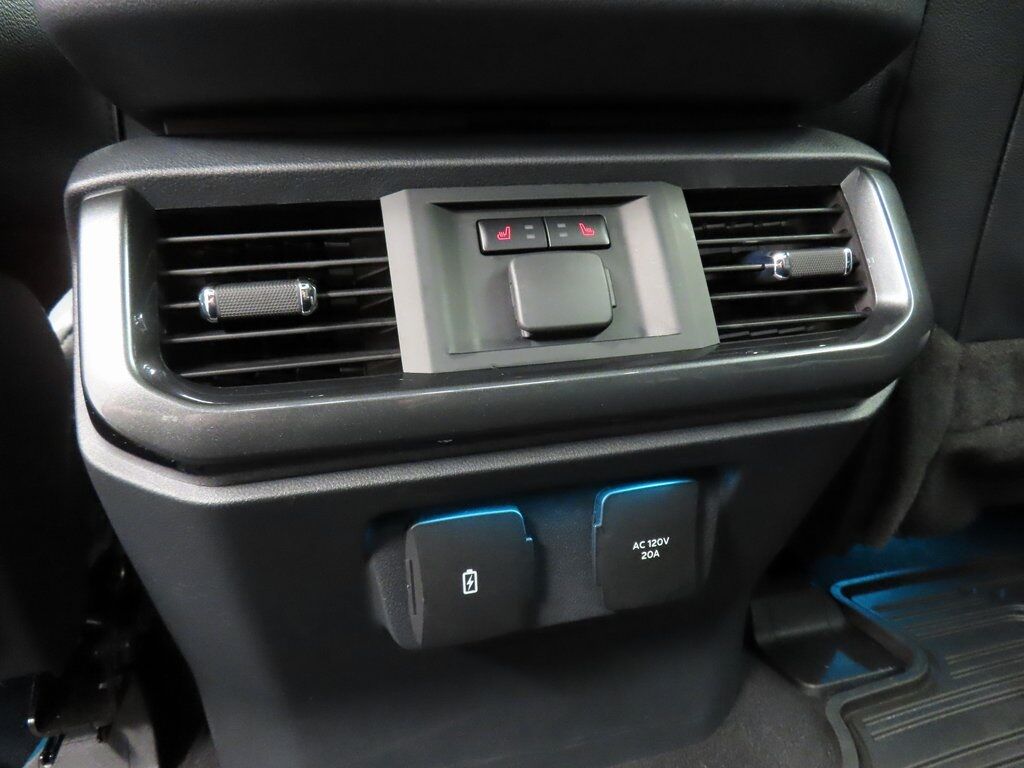 2023 Ford F-150 4x4 SuperCrew Lariat Fond du Lac WI