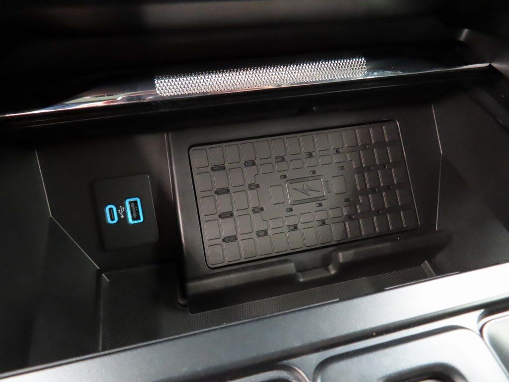 2023 Ford F-150 4x4 SuperCrew Lariat Fond du Lac WI