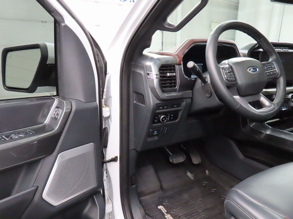 2023 Ford F-150 4x4 SuperCrew Lariat Fond du Lac WI