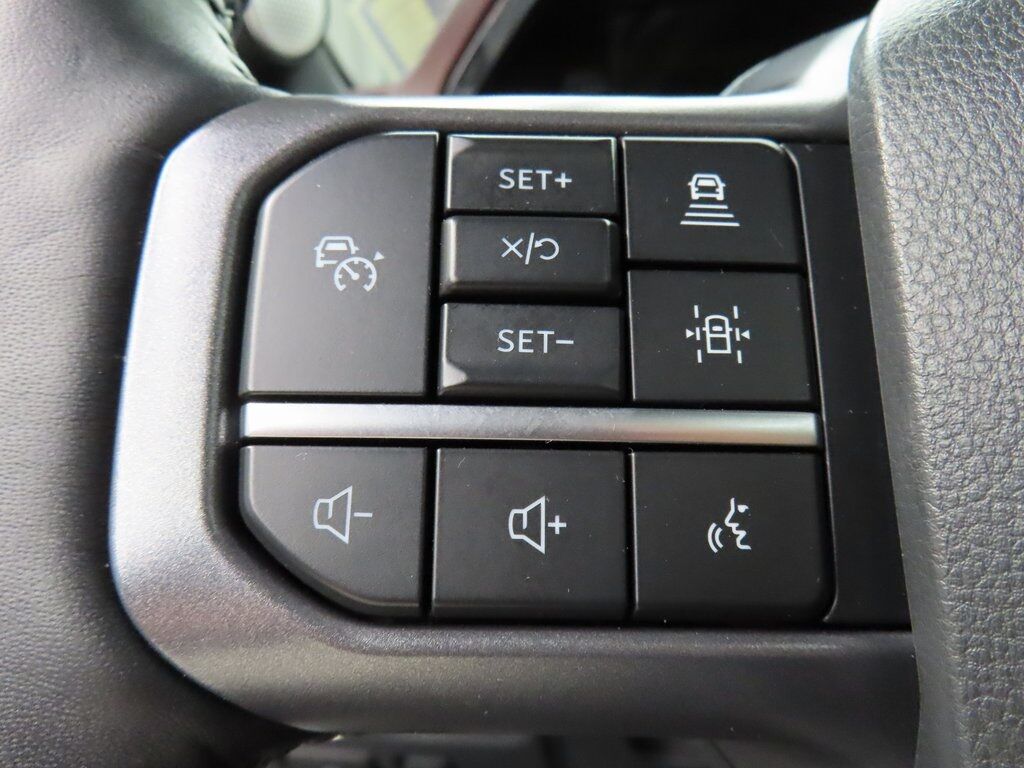 2023 Ford F-150 4x4 SuperCrew Lariat Fond du Lac WI